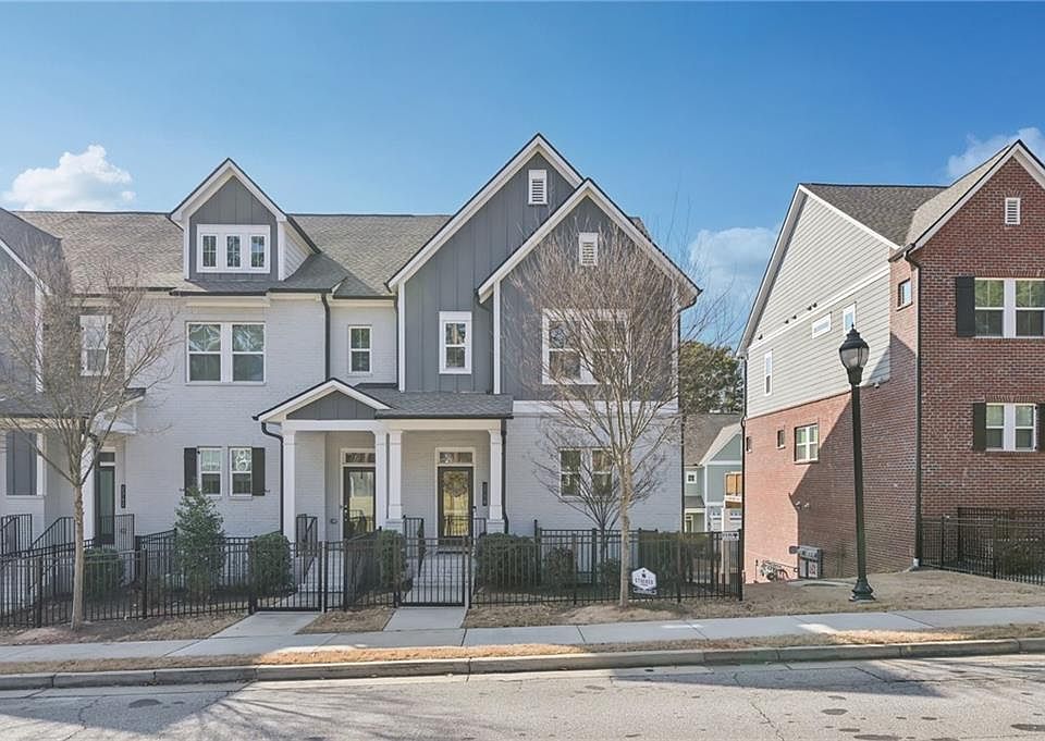 1st image of 2738 Bell Dr SE