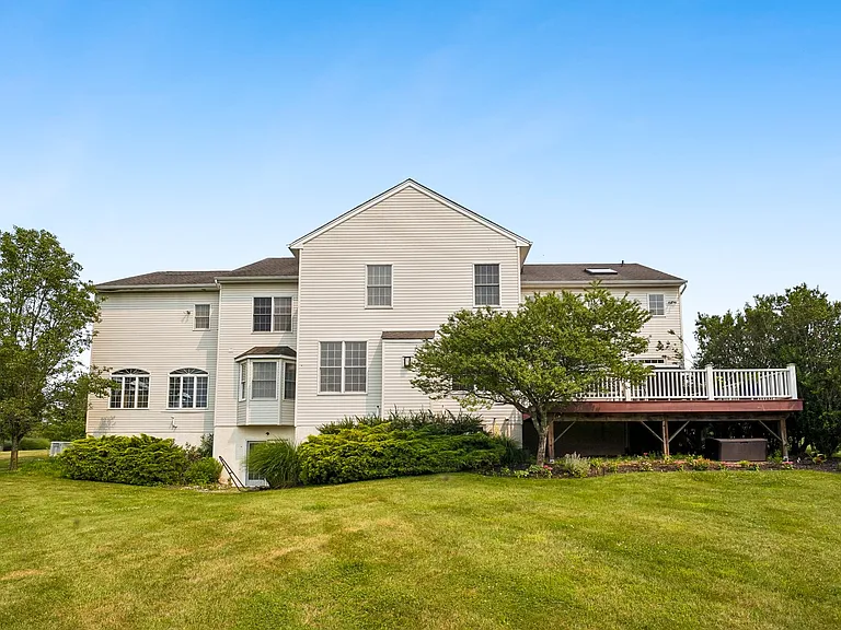 3 Balmoral Dr — Photo 29