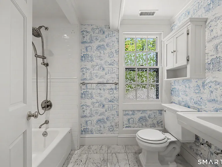 88 Orchard St — Photo 28