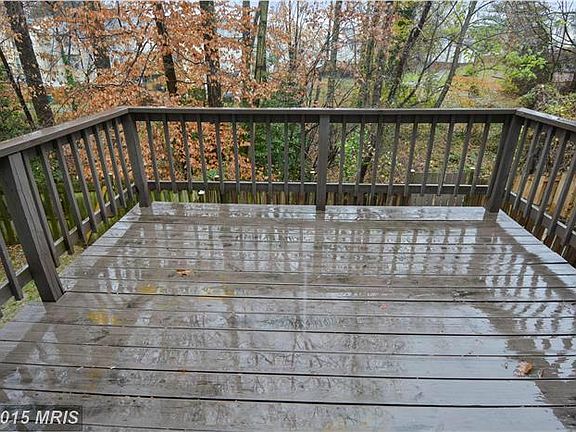 5th image of 1927 Pohick Creek Ct