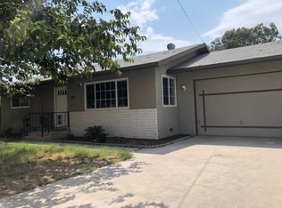 595 S Taylor St, Hemet, CA 92543