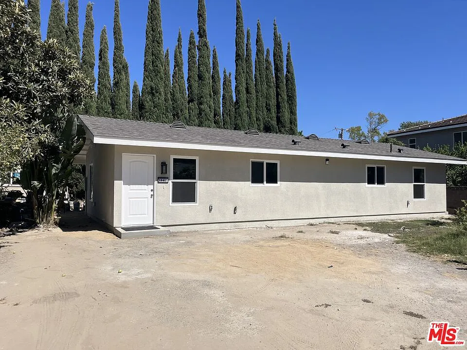 4 bed, 1200 sqft, $4,000 — Photo 1