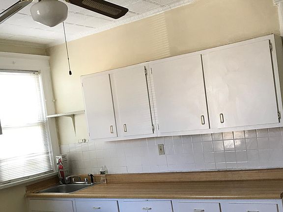 2nd image of 61 Chestnut St #C