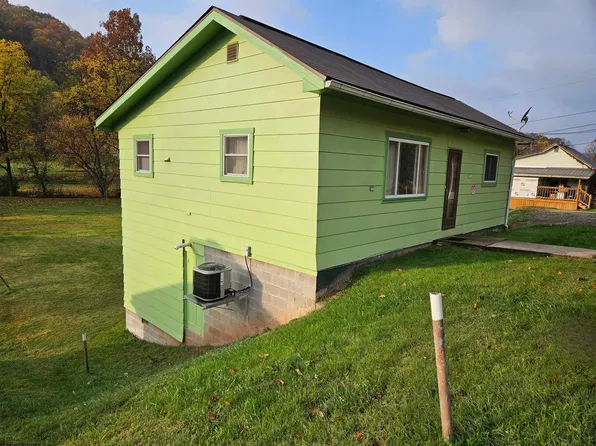 1471 Us Highway 33 W, Weston, WV 26452