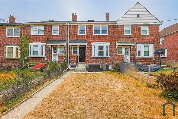 1554 Pentwood Rd — Photo 42