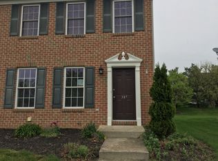 387 Deerfield Dr, Mount Joy, PA 17552
