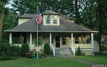 1st image of 34216 Lake Shore Blvd