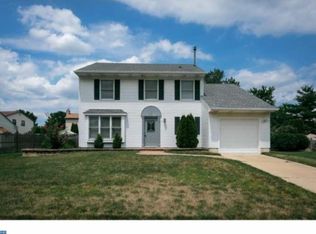 30 Acadia Dr, Voorhees, NJ 08043