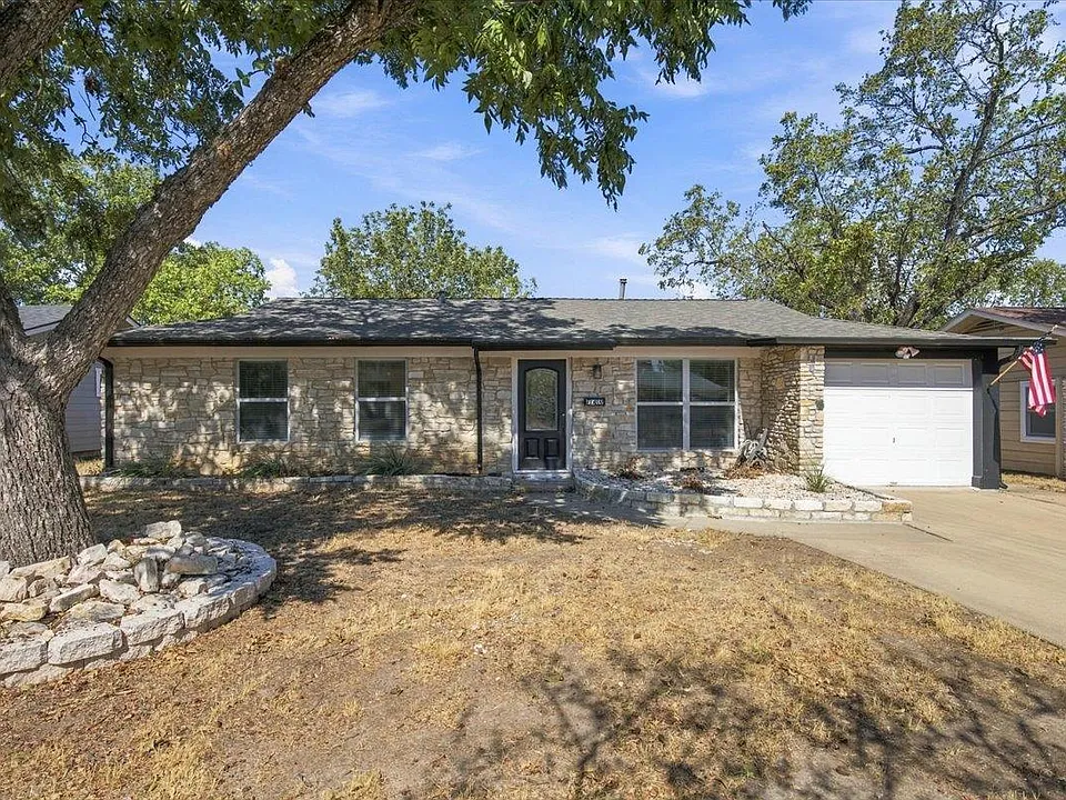 7510 Carriage Dr