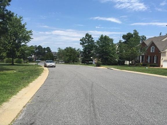 4th image of 11736 Bosworth Dr
