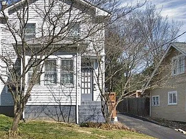 1543 Claiborne Pl, Knoxville, TN 37917
