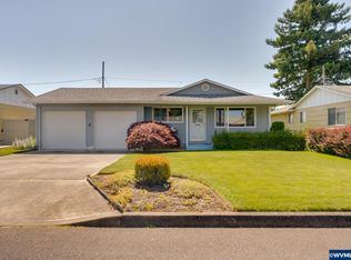 1158 Dellmoor Way, Woodburn, OR 97071