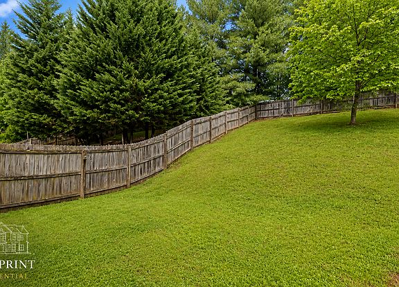4th image of 3725 Holgate Ln