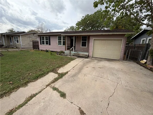 4525 Castenon St, Corpus Christi, TX 78416