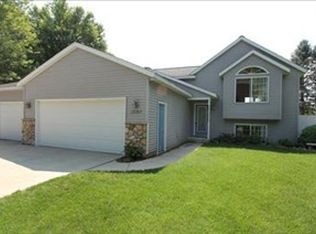1636 Fritz St, Marne, MI 49435