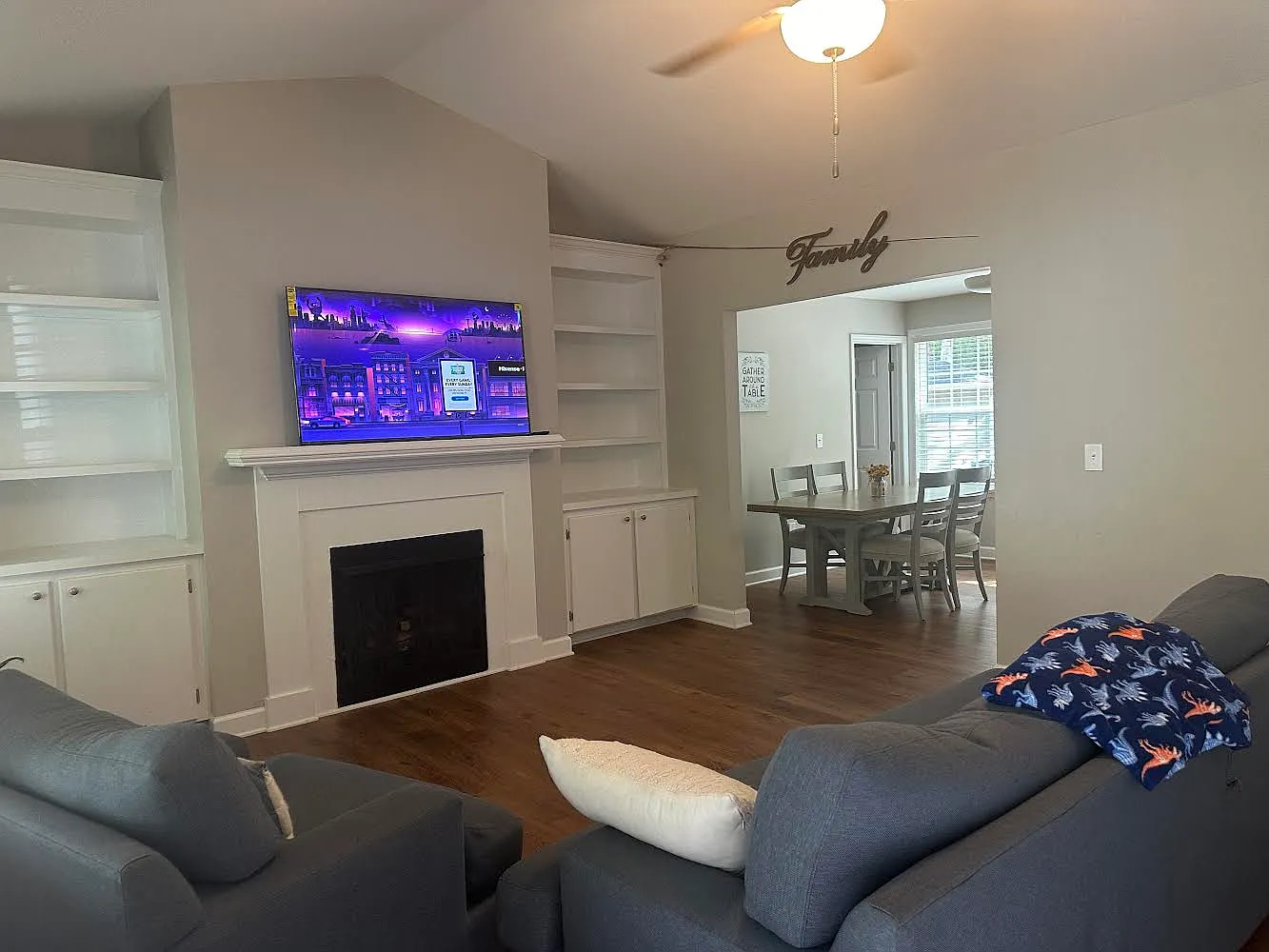 3 bed, 1600 sqft, $2,000 — Photo 3