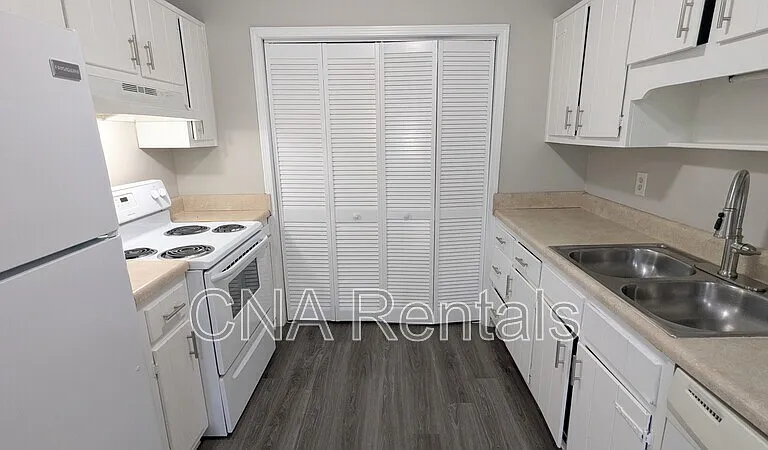 1459 N Diane Ct SE #A — Photo 8