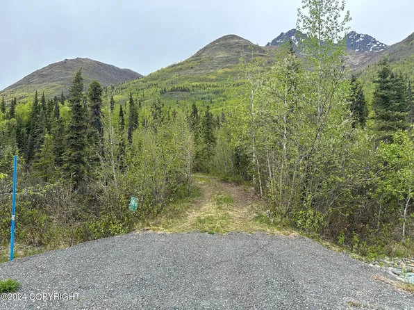 38145 Raymond Ave, Chugiak, AK 99567