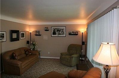 3rd image of 11449 Rockland Ave