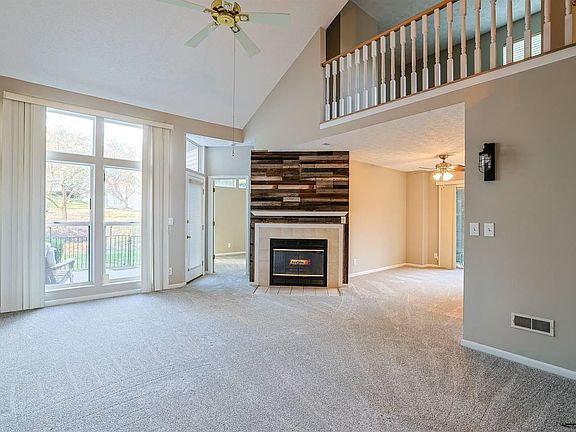 4th image of 1894 Cliffview Ln