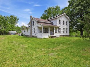 9328 Foote Rd, Akron, NY 14001