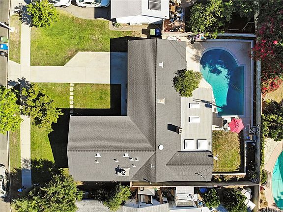 4th image of 7255 Sale Ave