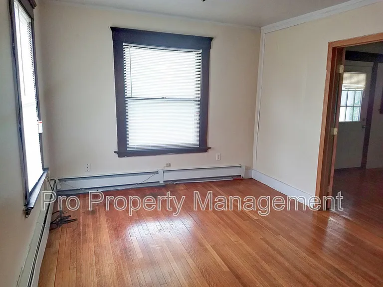83 Norton St #2 — Photo 11