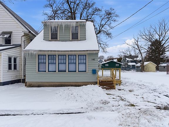 3rd image of 140 Ruth Ave