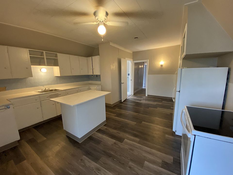 1st image of 620 Auburn Ave #3
