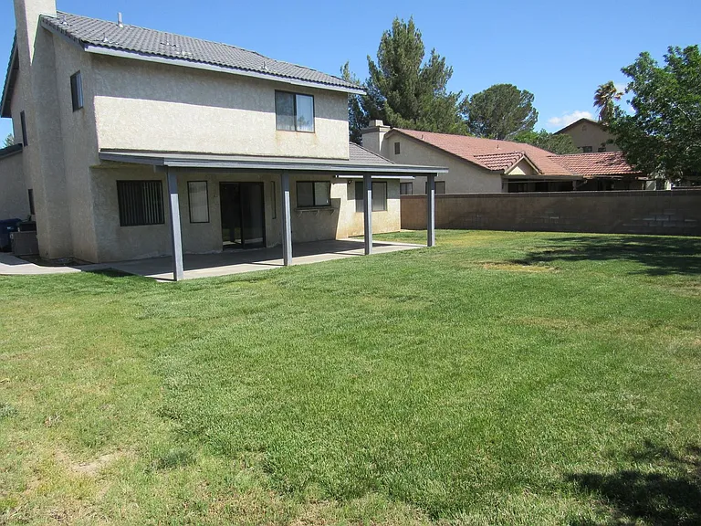 43909 Kennsington Pl — Photo 32