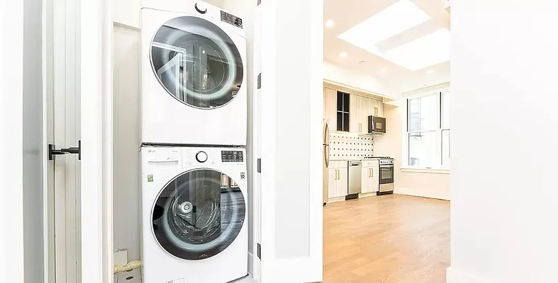 Rented by Reavis | media 23