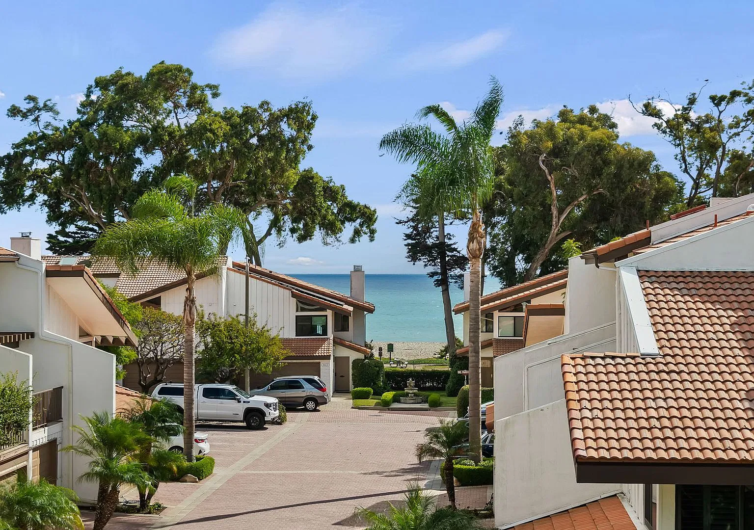 Rare Opportunity! Ocean Views, Top-Floor Living & A Private Two-Car Garage! — Photo 3