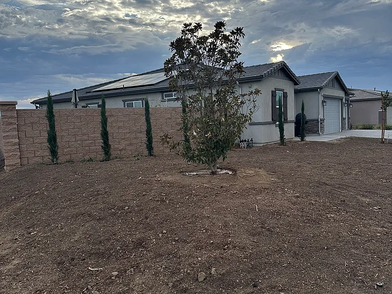 30528 Greenfield Dr — Photo 36