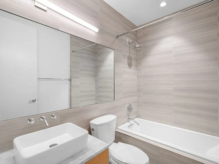 1125 W 37th Ave — Photo 21