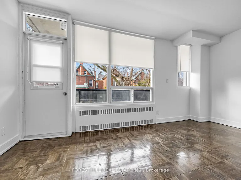 70 Spadina Rd #102 — Photo 11