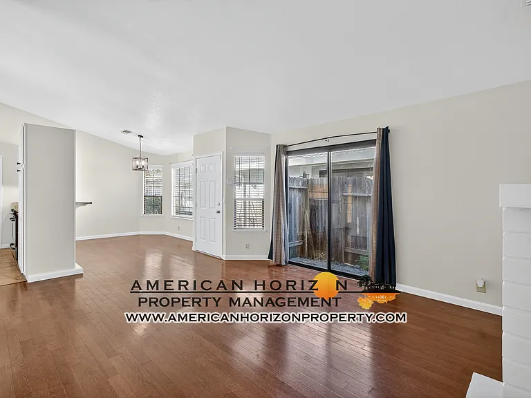 1316 Puebla Way — Photo 8