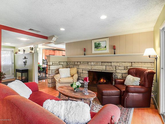 5th image of 461 Noren St