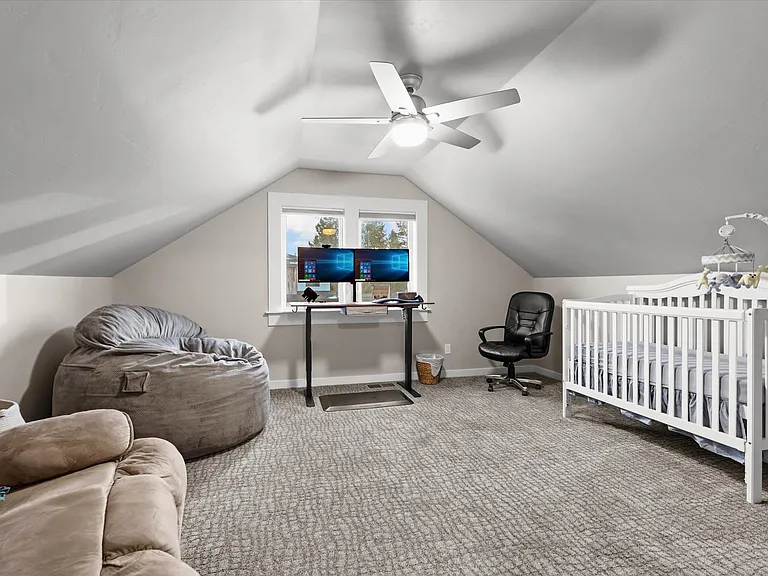 1015 Riparian Dr — Photo 28