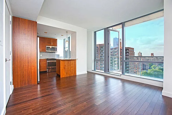 Rented by BLU Real Estate | media 4