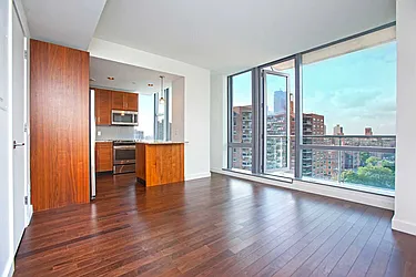 Rented by BLU Real Estate