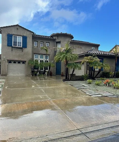 664 Ridgemont Cir — Photo 2