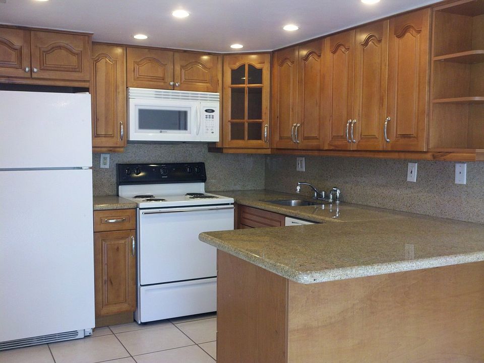 2nd image of 3755 SW 59th Ave