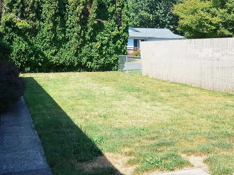 1105 N Parkway Ave — Photo 23