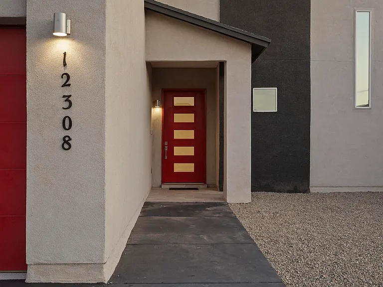 12308 Desert Heights Ct — Photo 2