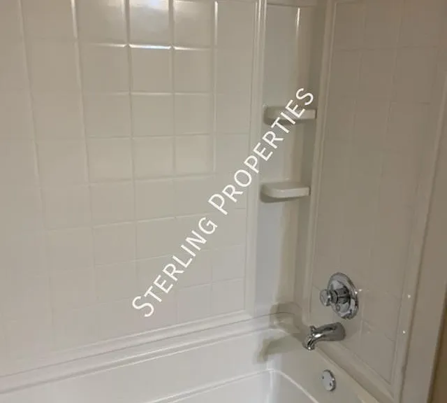 401 Durkee Rd — Photo 16