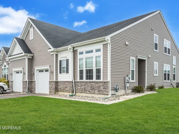 8 Saratoga Road, New Egypt, NJ 08533