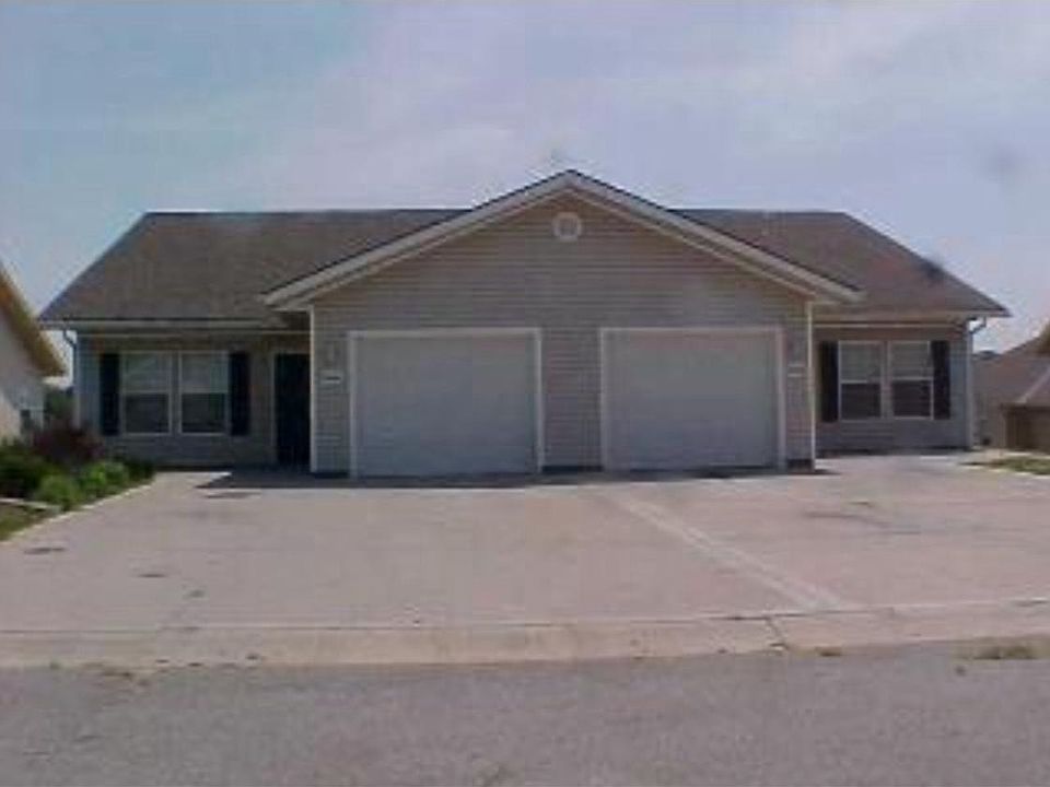 Sample front of duplexes in area