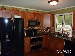 3rd image of 7817 Grace Cir