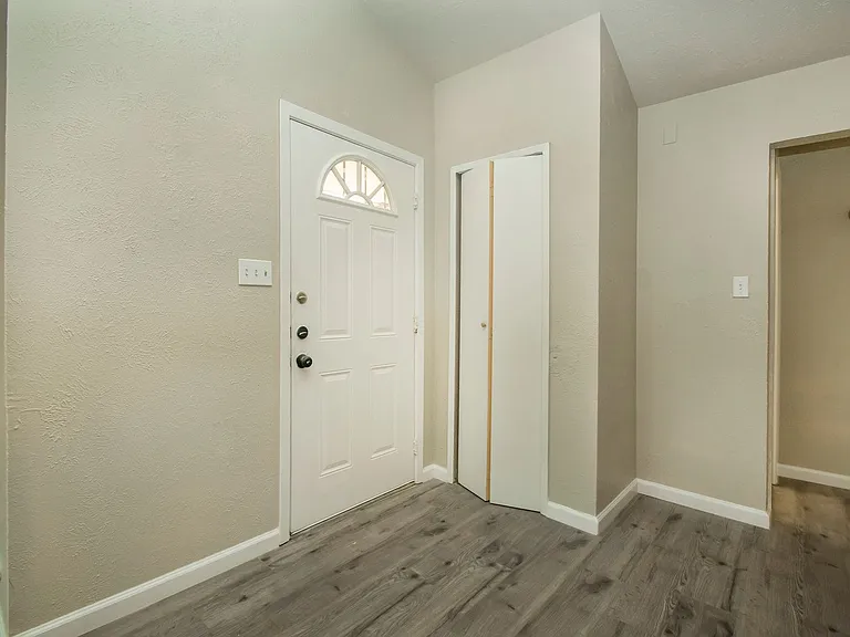 7062 Pineberry Rd — Photo 13