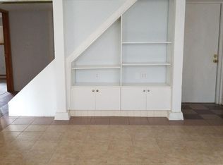 2412 24th Ave E, Seattle, WA 98112